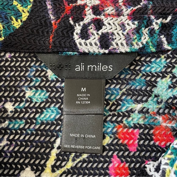 Ali Miles Abstract Print 3/4 Sleeve Button-Front Perforated Blouse Size M - Picture 3 of 7